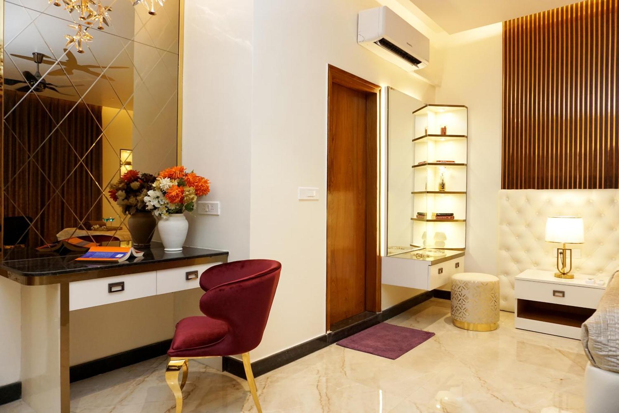 The Pentouz On 100 Feet Road Indiranagar - An Urban Luxury Retreat Bangalore Exterior foto