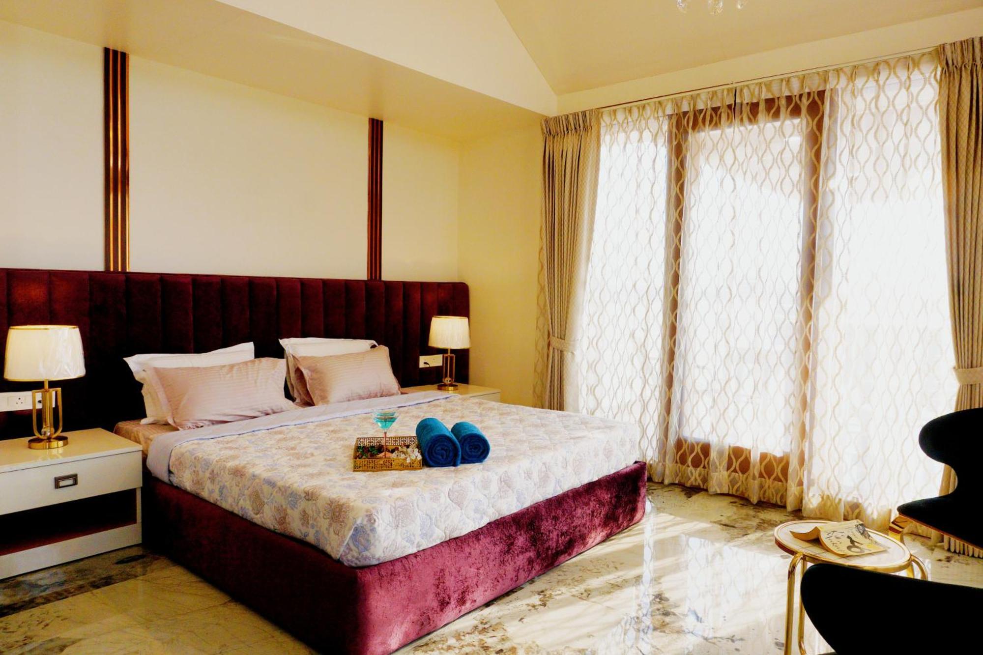 The Pentouz On 100 Feet Road Indiranagar - An Urban Luxury Retreat Bangalore Exterior foto